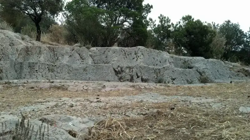 Επτάθρονο1