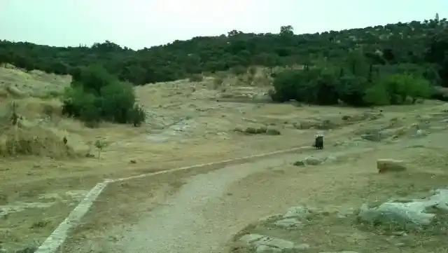 Παρασκευή πρωί στου Φιλοπάππου