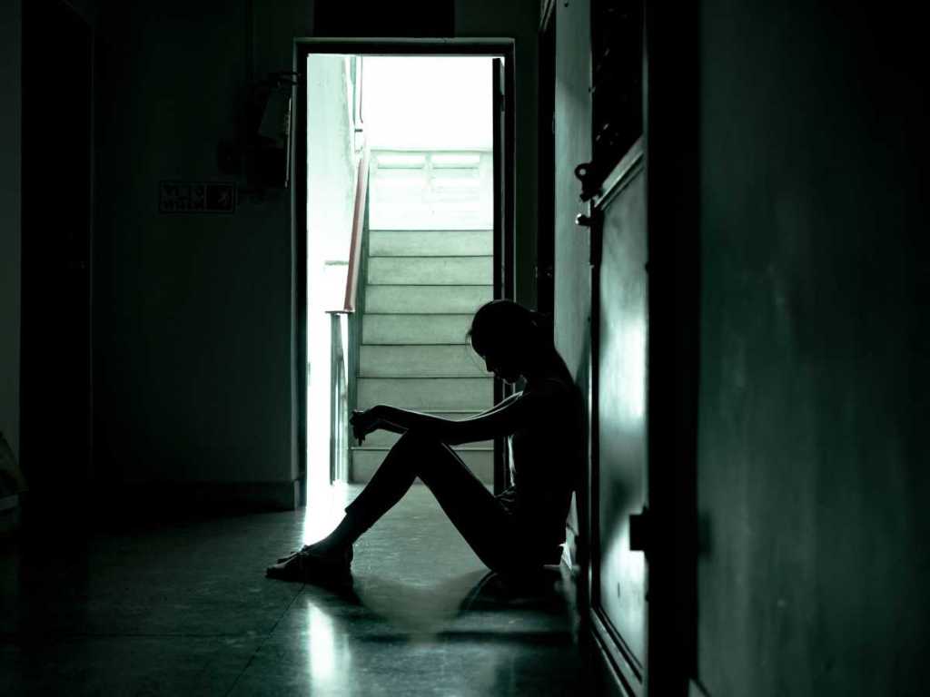 ενδοοικογενειακή βία