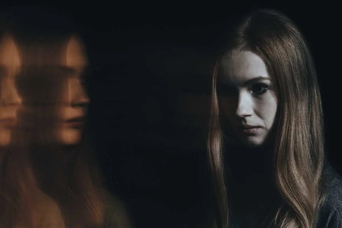 κοπέλα ψύχωση